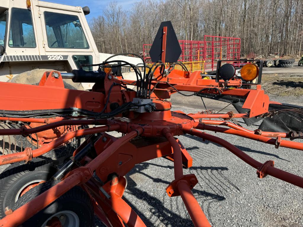 1821 Pequea HR24TS Twin Rotary Rake