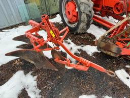 1991 Allis-Chalmers 2x Plow