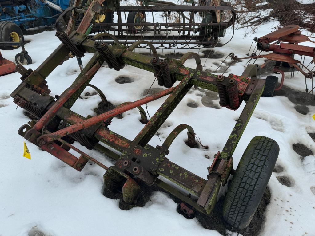 2000 3pt Chisel Plow