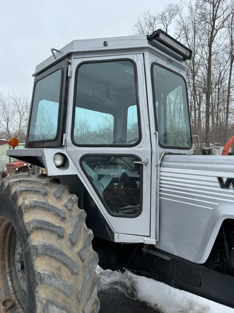 2011 White 270 Tractor