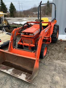 2092 Kubota B2150 Tractor