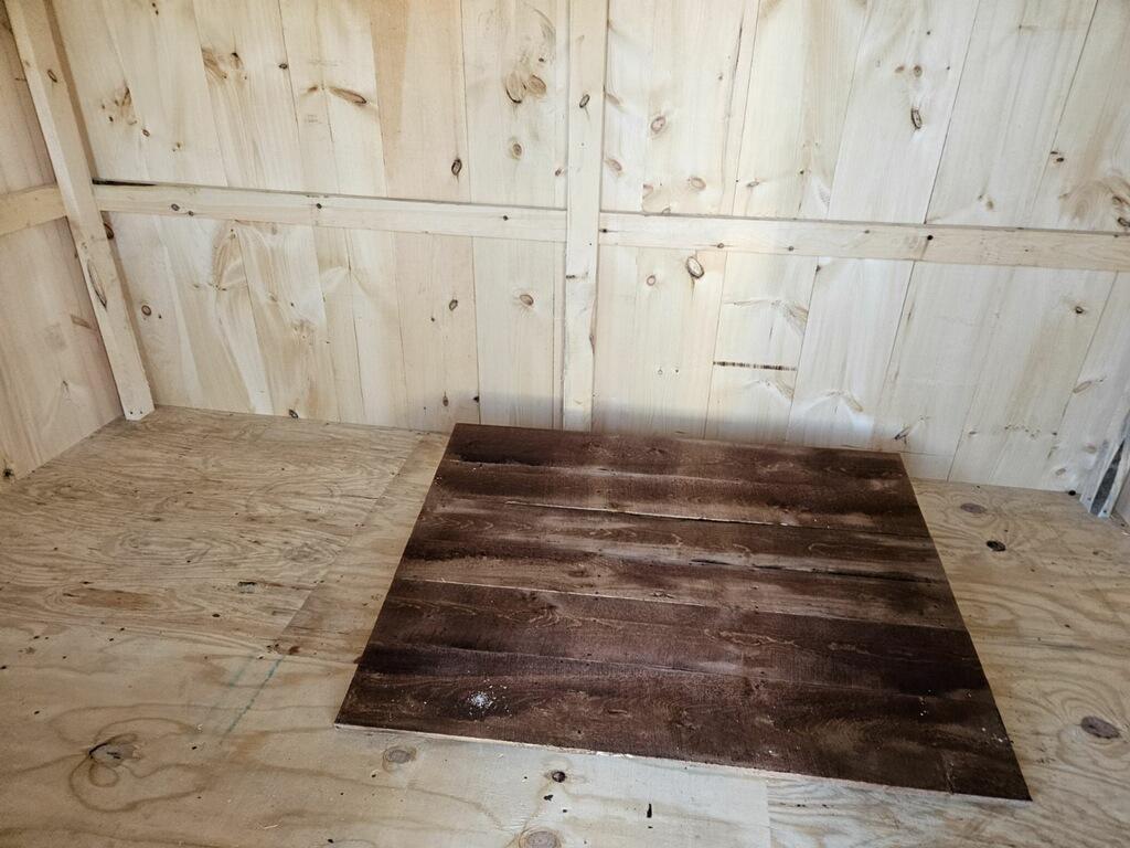 2141 8ft x 12ft Amish Made Salt Box/Side Entry Shed - Gunstock