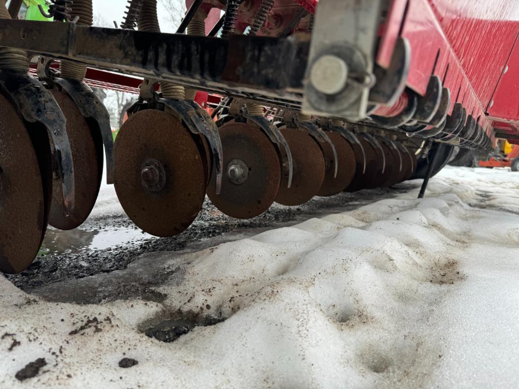 9298 CaseIH 5100 Drill