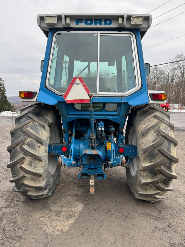 9564 Ford 5610 Tractor