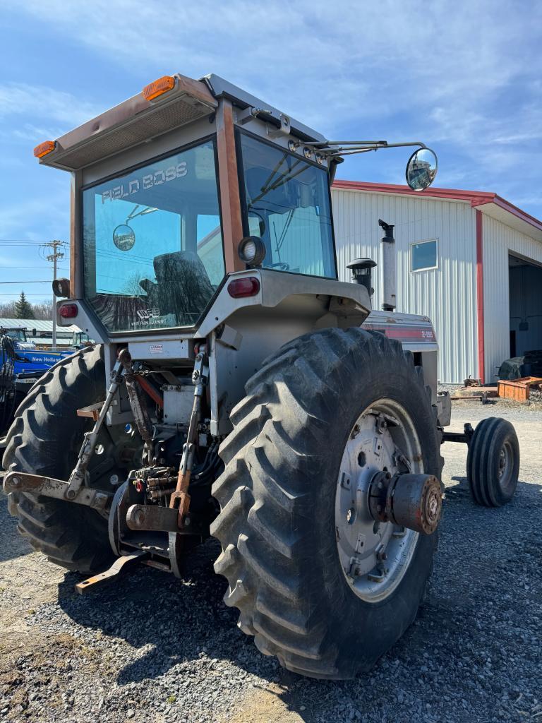 9652 White 2-155 Series III Tractor