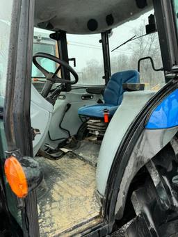 9653 New Holland TD5050 Tractor