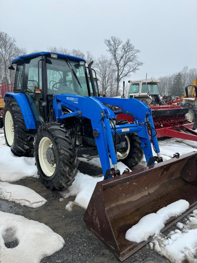 9718 New Holland TL100 Tractor