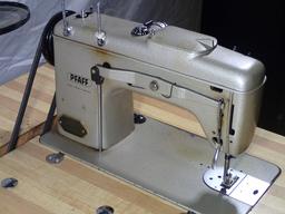 Pfaff 269-002 sewing machine - s/n 939-922