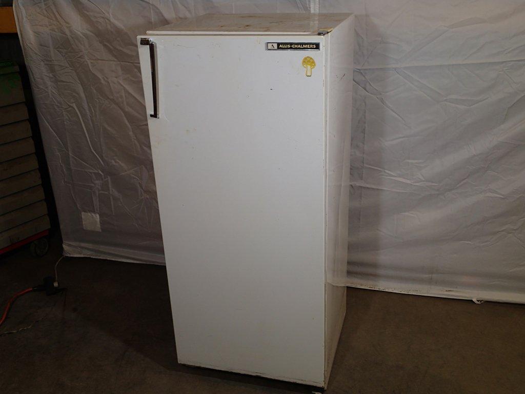 Allis-Chalmers CR-10 refrigerator