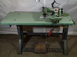 US 1099-PBT blind stitch sewing machine - s/n 114880