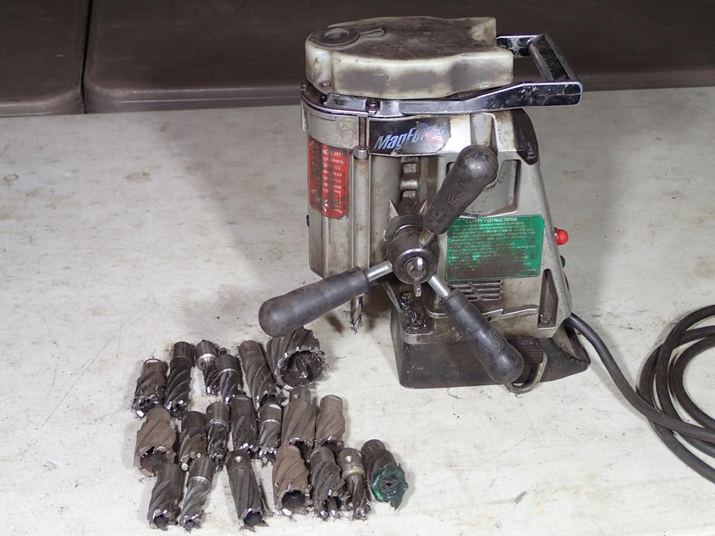 Jancy MagForce magnetic drill w/box of tooling