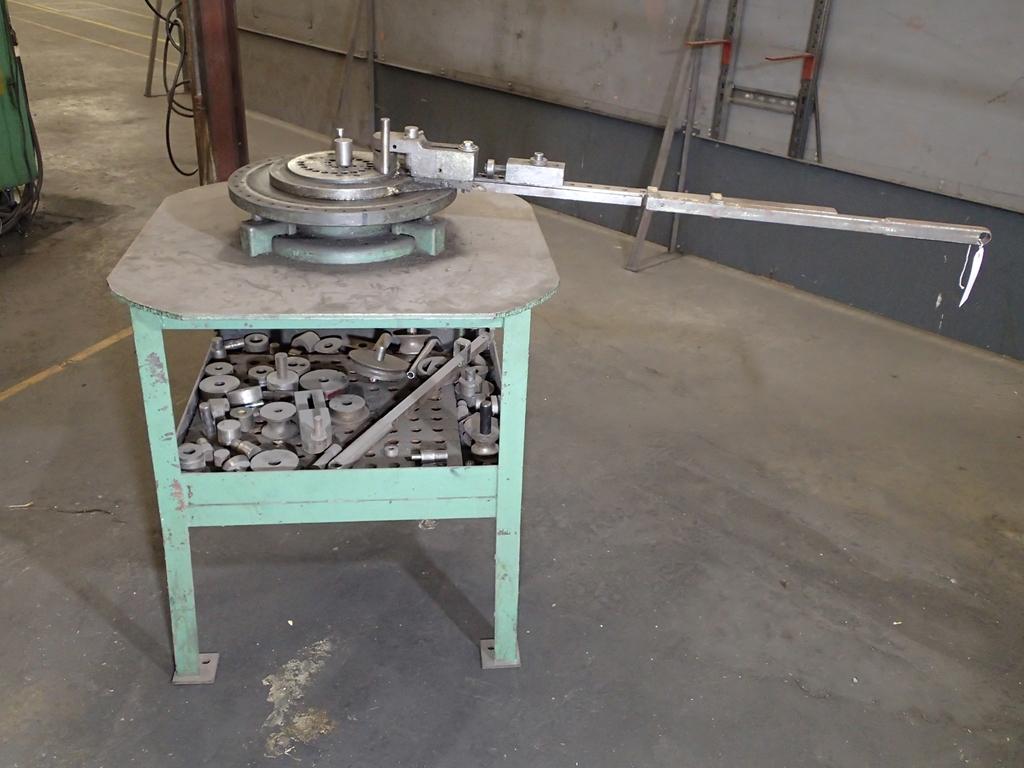 Manual bender on stand w/tooling