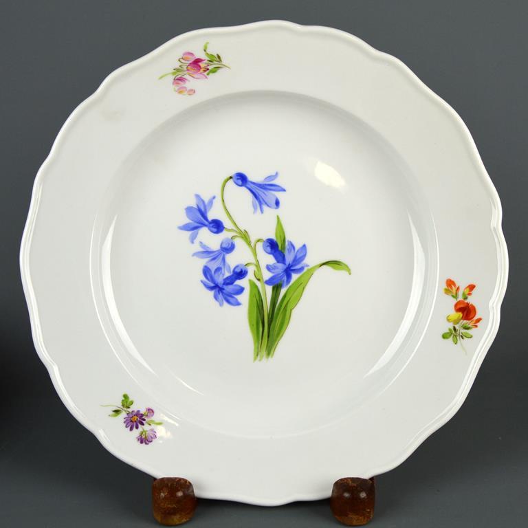 Fine Antique German Porcelain: Meissen Set of  Six 9.75 In. Entree Plates “Small Flowers”