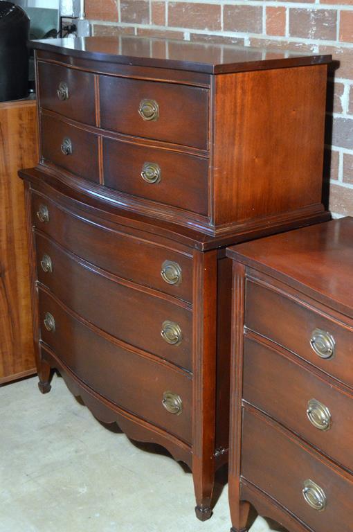 Vintage Mahogany Chest on Chest 2 Over 3, Lots 9-11 Match