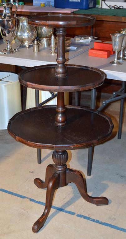 Vintage Mahogany Three-Tier Curio Table