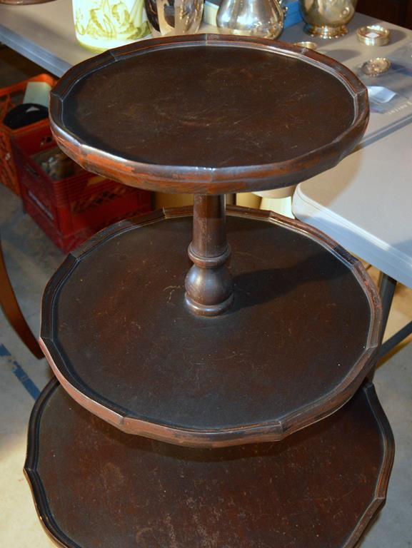 Vintage Mahogany Three-Tier Curio Table