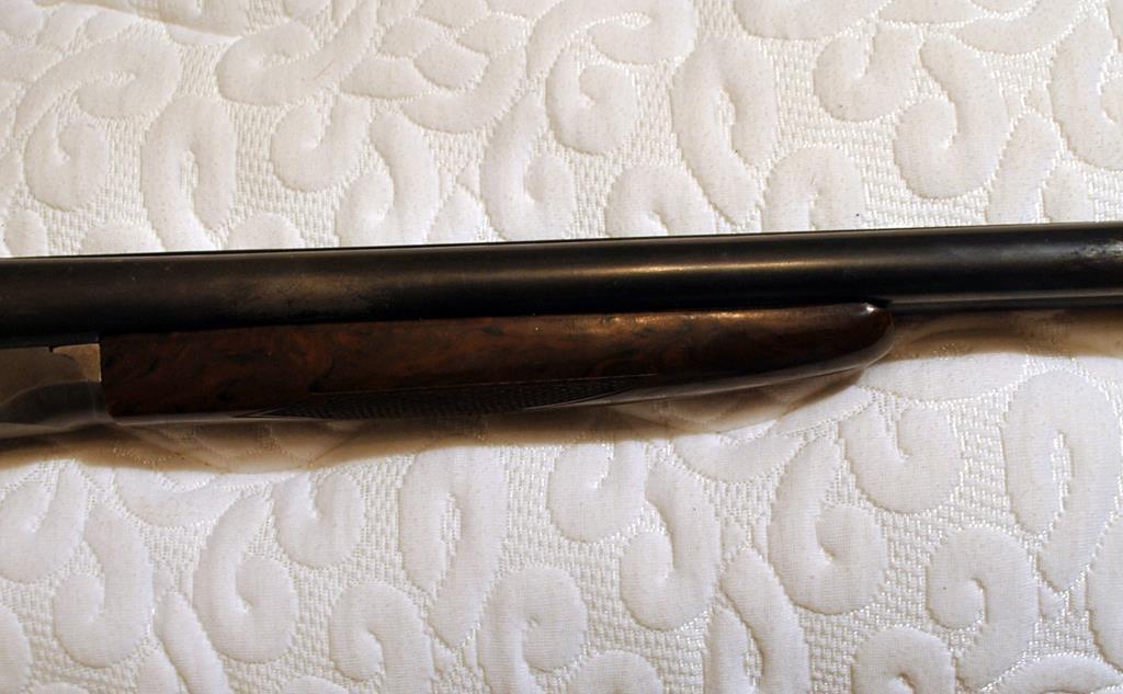 Vintage J. Stevens Model 5100 16 Ga. 2¾” SxS Double Barrel Shotgun, 28” Brl, Bakelite Stock, w/ Case