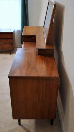 Fine Walnut Mid-Century Modern Dresser w/ Mirror & Oak Vanity Seat by Cousins of Kansas City