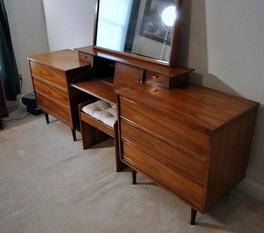 Fine Walnut Mid-Century Modern Dresser w/ Mirror & Oak Vanity Seat by Cousins of Kansas City