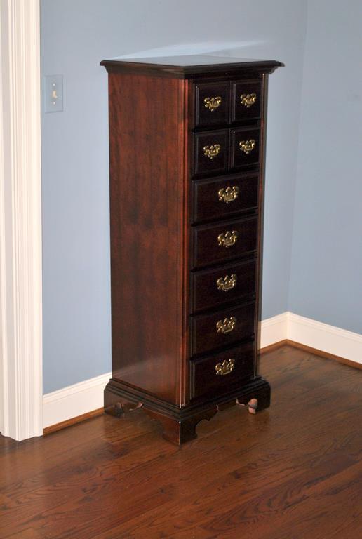 American Drew Queen Anne Style Mahogany Lingerie Chest