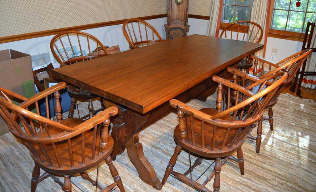 Vintage Trestle Dining Table (pairs with lot 15 chairs)