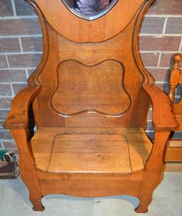 Antique Late 19th-Early 20th C. Tiger Oak Mirrored Back Hall Tree w/ Storage Seat