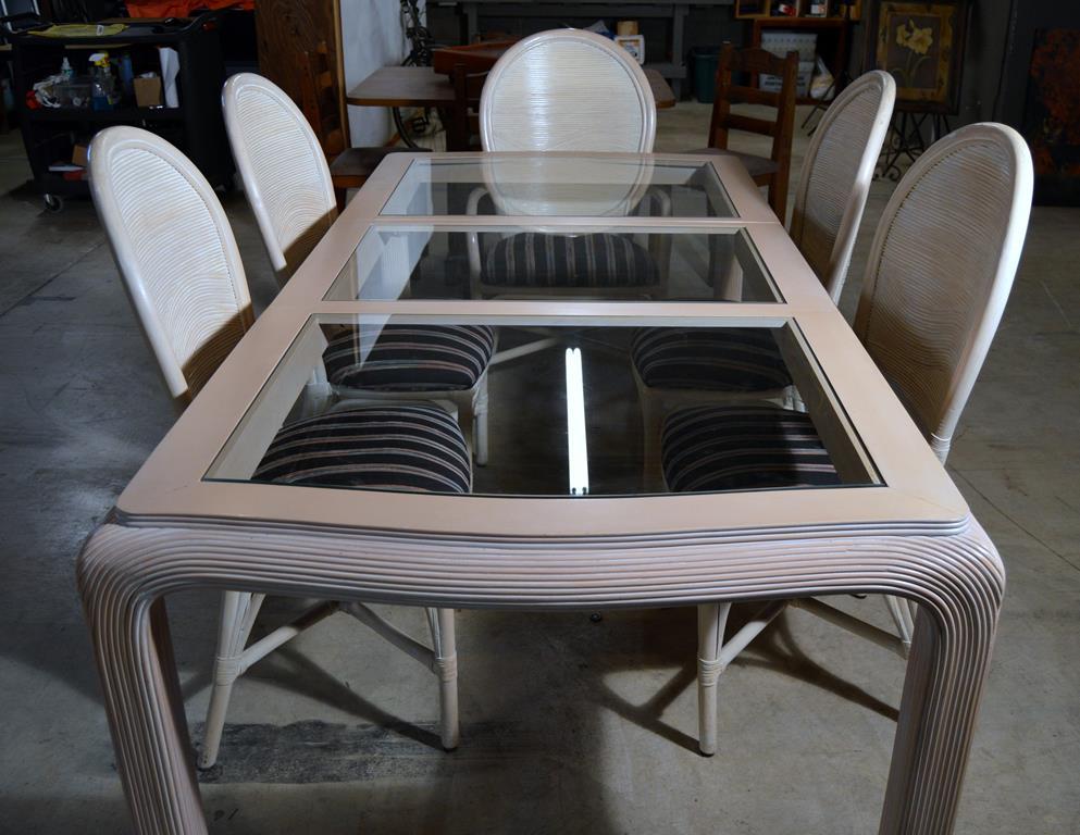 Beautiful American Drew Contemporary Modern Glass Top Dining Table, Large Central Leaf, Made USA