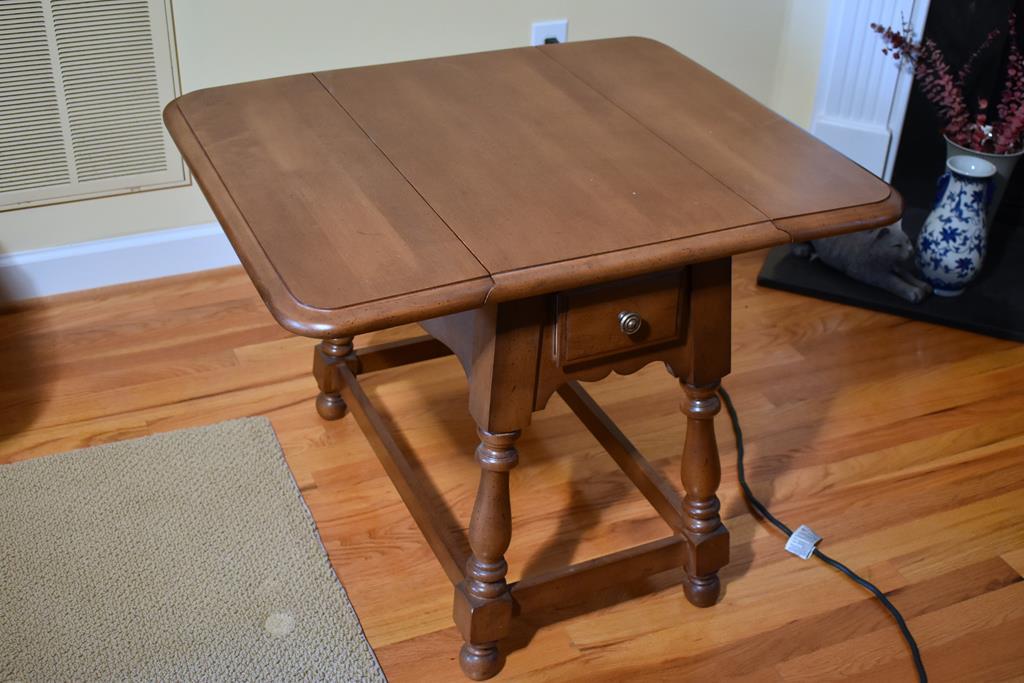 Athens Maple Drop Leaf End Table (Matches Lot 9)