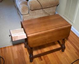 Athens Maple Drop Leaf End Table (Matches Lot 9)