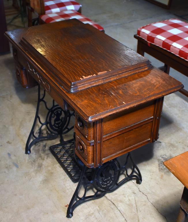 Antique Oak Singer Sewing Machine Cabinet Table & Antique Treadle Machine