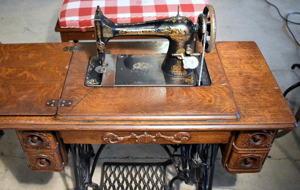 Antique Oak Singer Sewing Machine Cabinet Table & Antique Treadle Machine