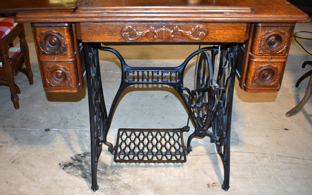 Antique Oak Singer Sewing Machine Cabinet Table & Antique Treadle Machine