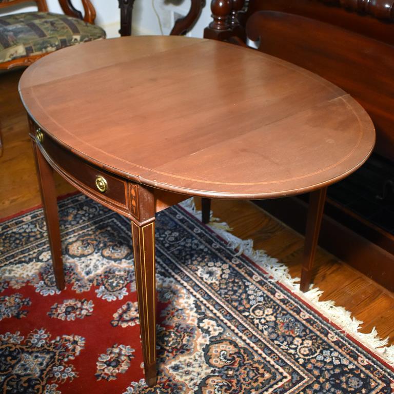 Vintage Brandt Hepplewhite Style Pembroke Drop Leaf Table w/ Fine Inlay Work