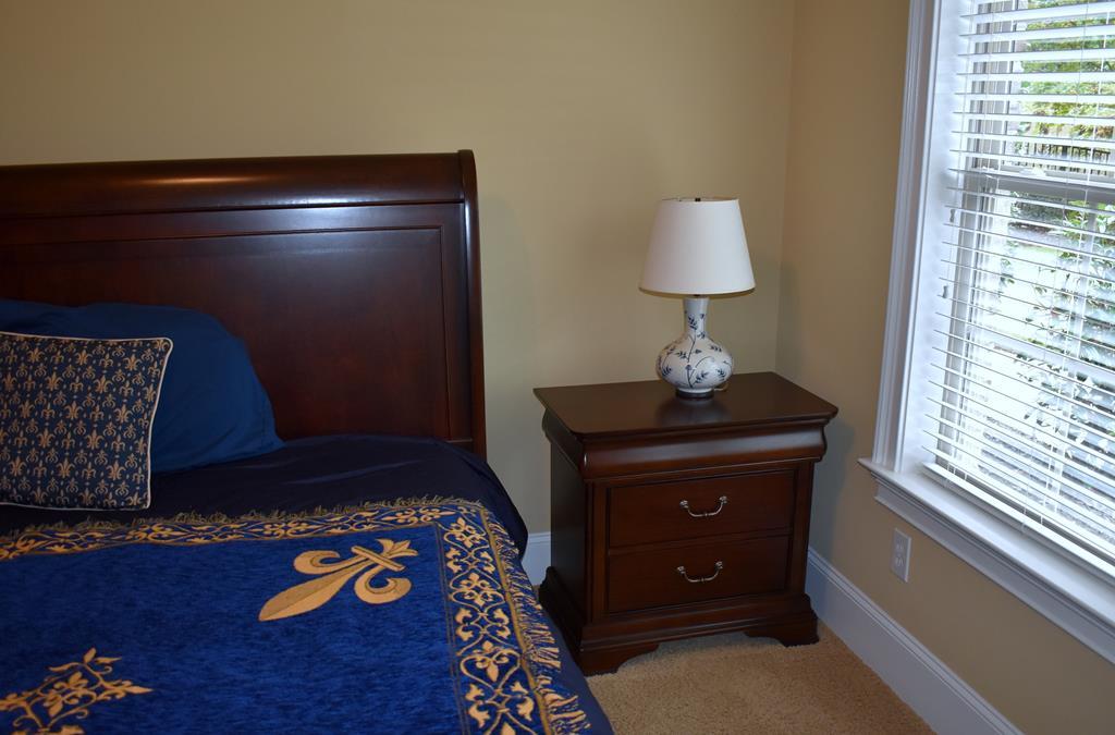 Handsome Dark Mahogany 2-Drawer Nightstand