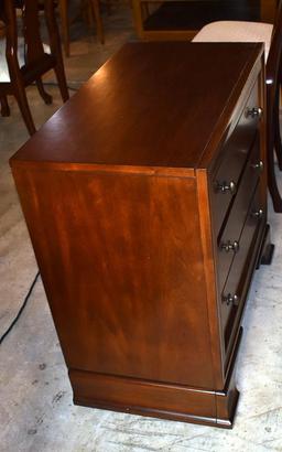 Fine Cherry 3-Drawer Nightstand