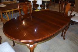Beautiful Thomasville Furniture Mahogany Queen Anne Dining Table w/ 2 Leaves & Pads, Lots 3-6 Match