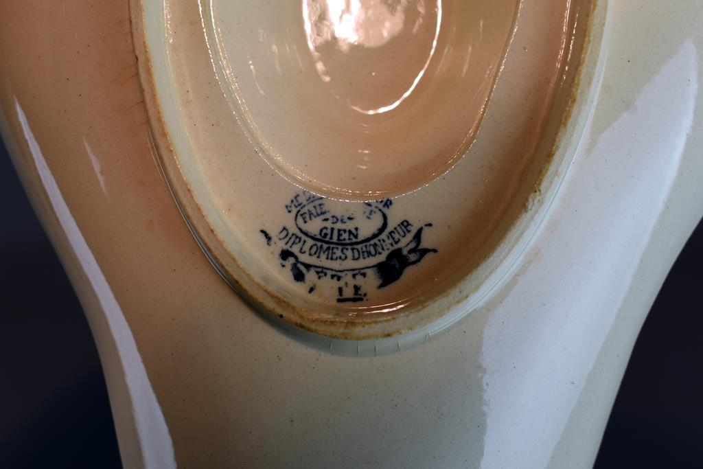 Lovely Gien, France Gravy Boat “Diplomes D'honneur”