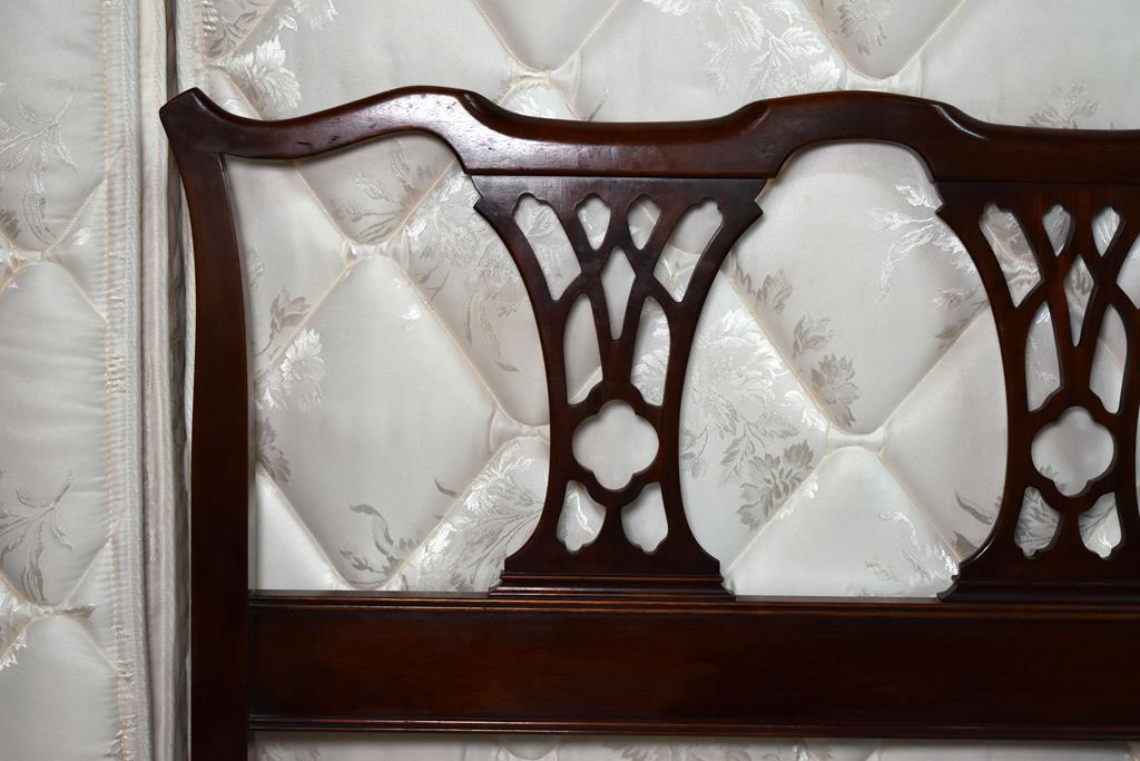 Elegant Georgetown Galleries by Ritter Carved Mahogany Twin Bed w/ Sealy BackSaveRx Mattress/Springs