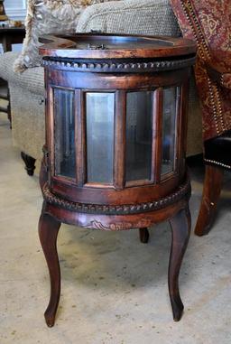 Charming Contemporary Carved Mahogany Kidney-Shaped Curio / Tea / Chocolate Table w/ Tray Top