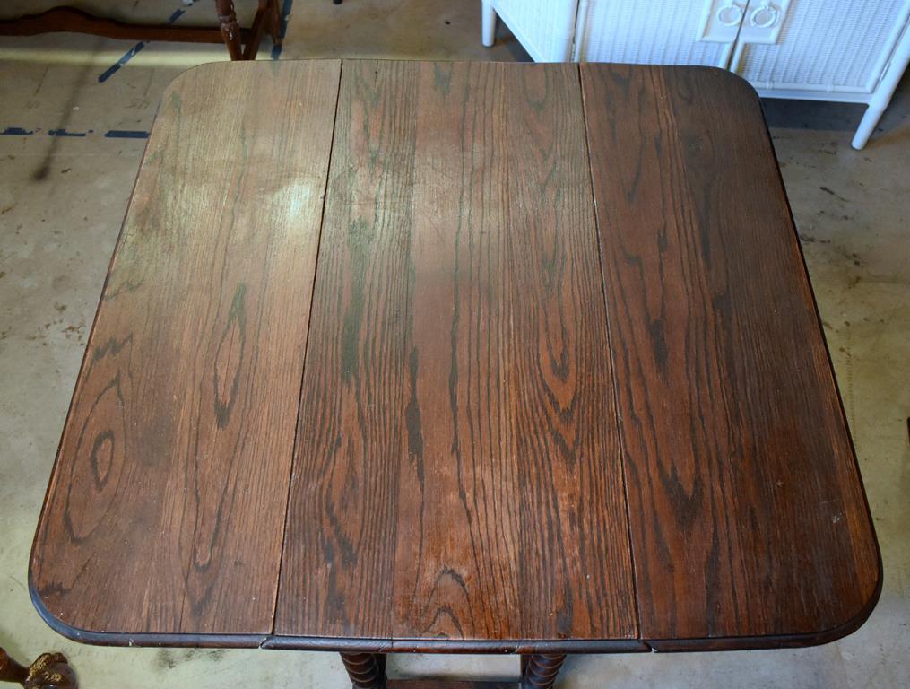 Attractive Antique Dark Stained Oak Gate Leg Table with Barley Twist Turned Legs