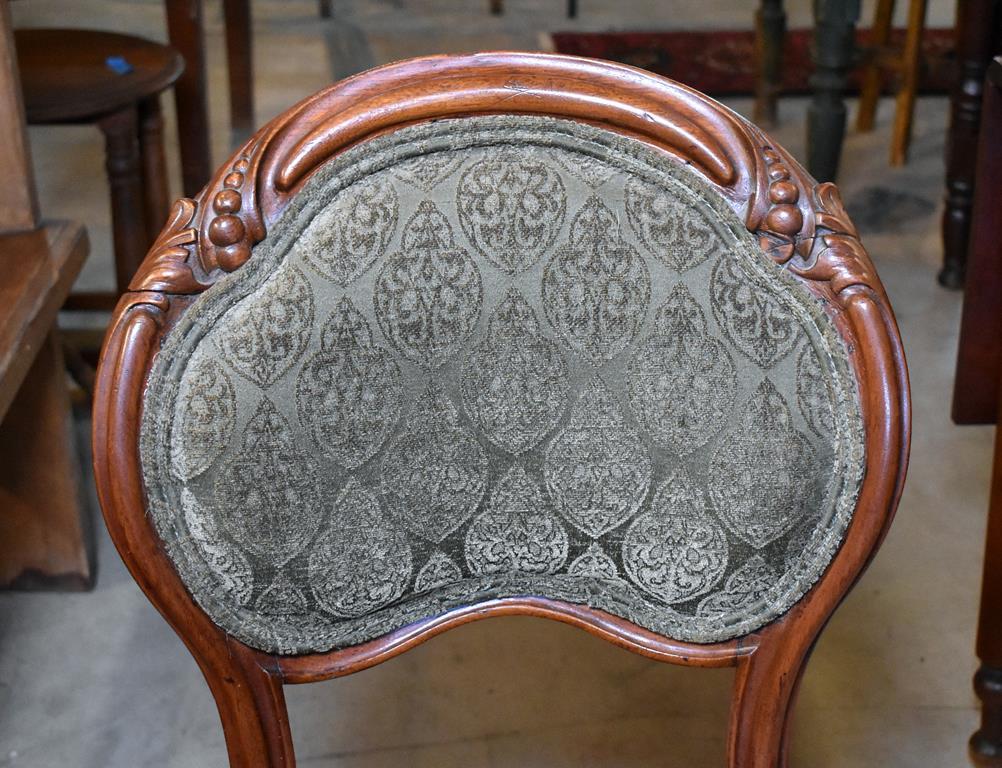 Elegant 19th C. Victorian Carved Walnut Side Chair