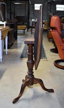 Antique Queen Anne Walnut Tilt-Top Tea Table with Snake Feet, Inlaid Top, Probably Southern US