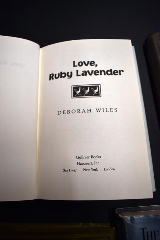 Lot of 4 Vtg. Titles: “Love, Ruby Lavender”, “The Modern Hymnal”, “Romantic Castles & Palaces” More