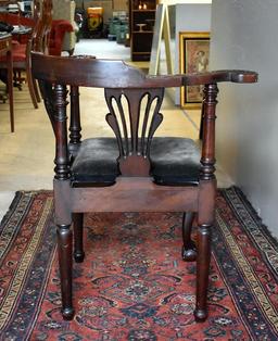 Fine 19th C. Chippendale Carved Walnut Corner Chair