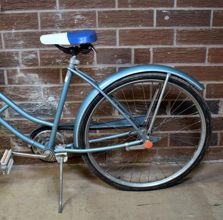 Vintage Murray “Skybolt” Blue Girls/ Ladies Bicycle with Wire Basket