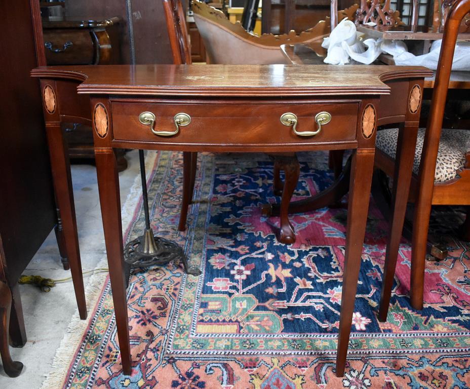 Hammary Furn. Hepplewhite Style Satinwood Inlaid Mahogany Side Table