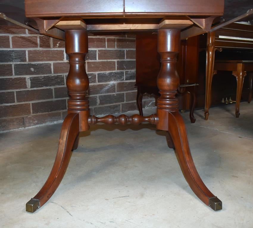 Vintage Duncan Phyfe Style Mahogany Drop Leaf Dining Table