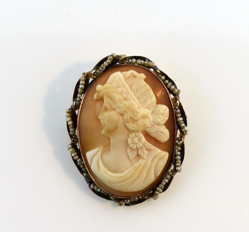 Classical 19th C 10K Gold Frame Shell Cameo with Seed Pearl Border