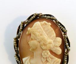 Classical 19th C 10K Gold Frame Shell Cameo with Seed Pearl Border