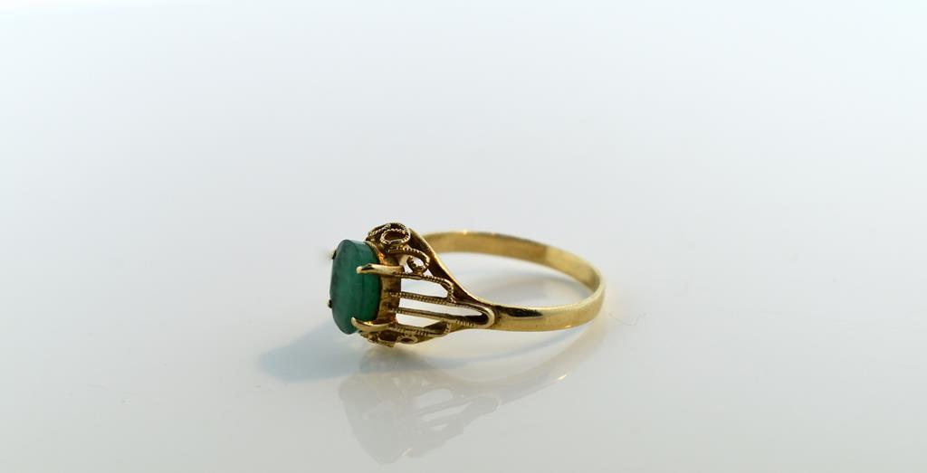 Vintage 14K Yellow Gold and Natural Emerald Ring, Size 9.75